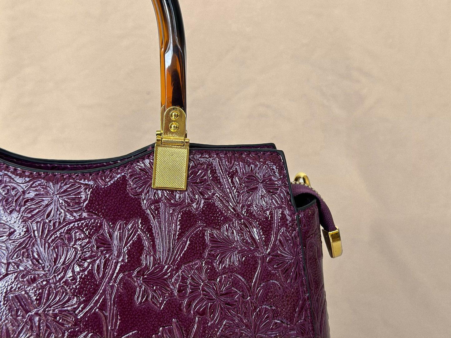 Plum Embossed
Vintage Top Handle Bag