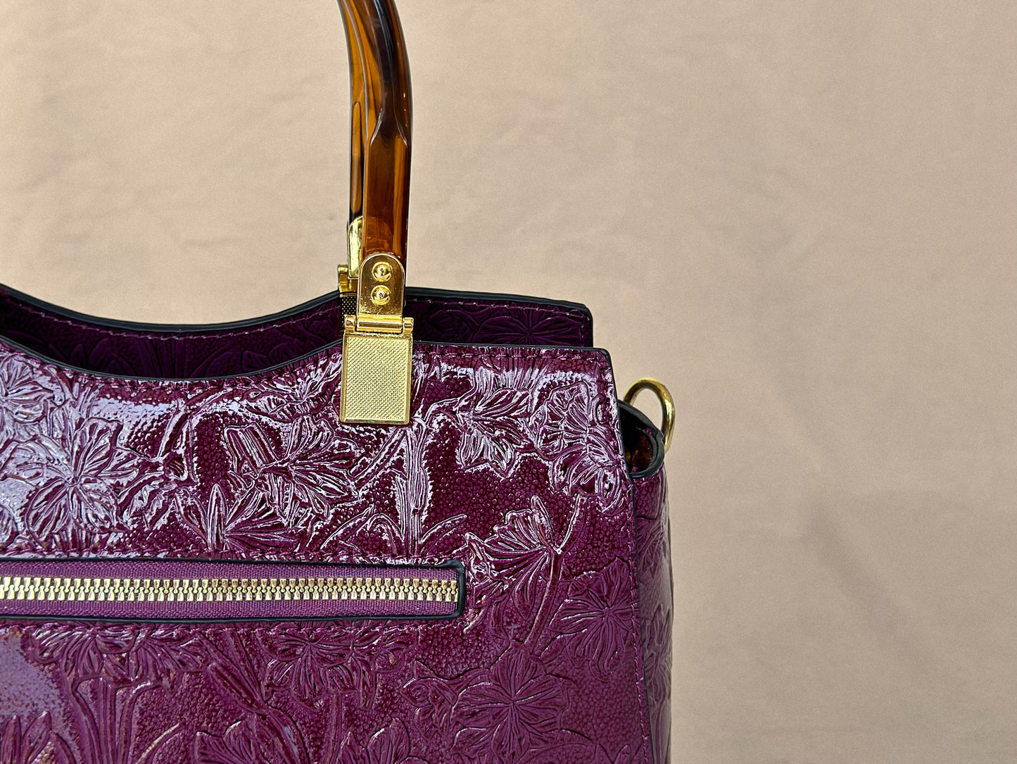 Plum Embossed
Vintage Top Handle Bag