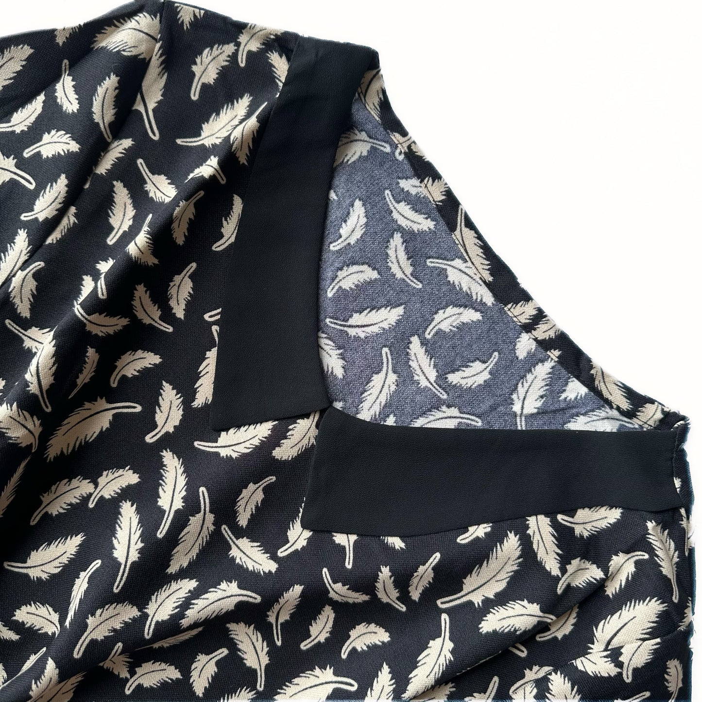 Feather Print Drawstring Waist Dress