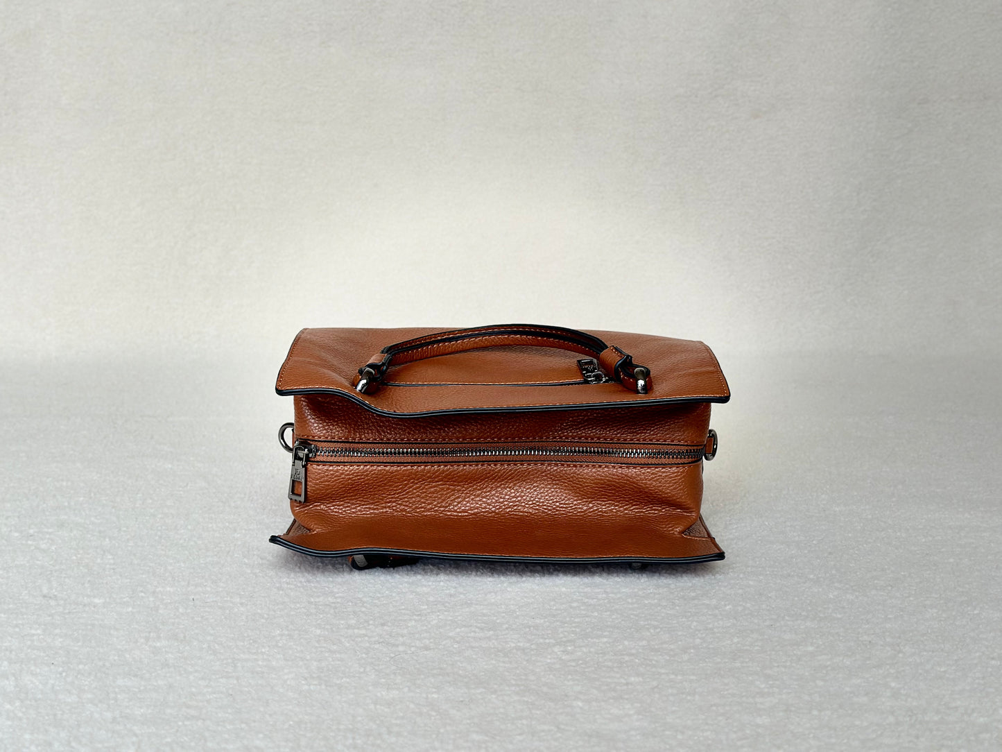 Medium Capacity Handbag & Crossbody Bag