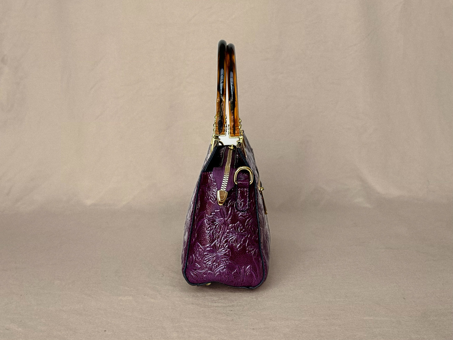 Plum Embossed
Vintage Top Handle Bag