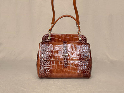 Coffee Brown
Croc-Embossed
Dual-Style Top Handle Bag