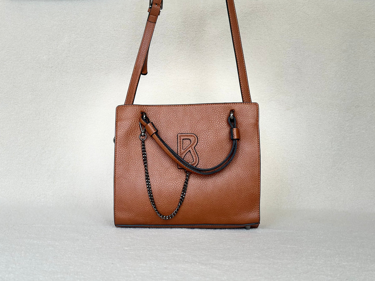 Medium Capacity Handbag & Crossbody Bag